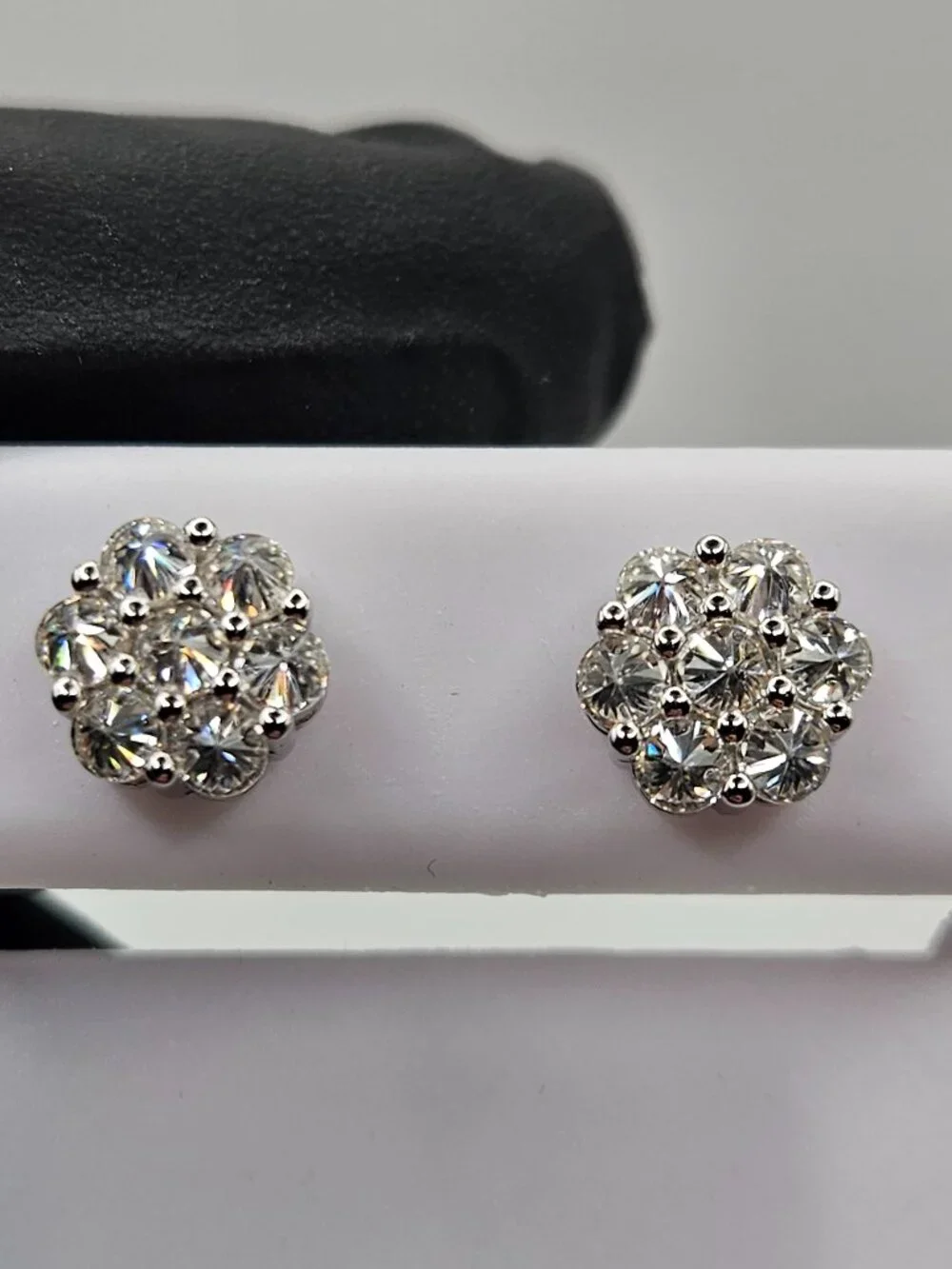 925 Sterling Silver Moissanite Reverse Setting Stud Earrings 1.3ctw